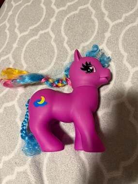 Walgreens Rainbow Dreams Pink Unicorn Styling Pony with Yellow Moon Cutie Mark